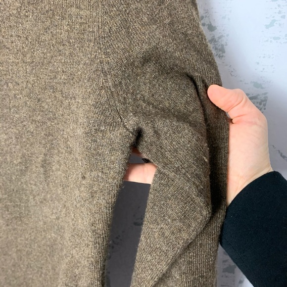 Michael Kors Cashmere Turtleneck Sweater - Picture 4 of 6